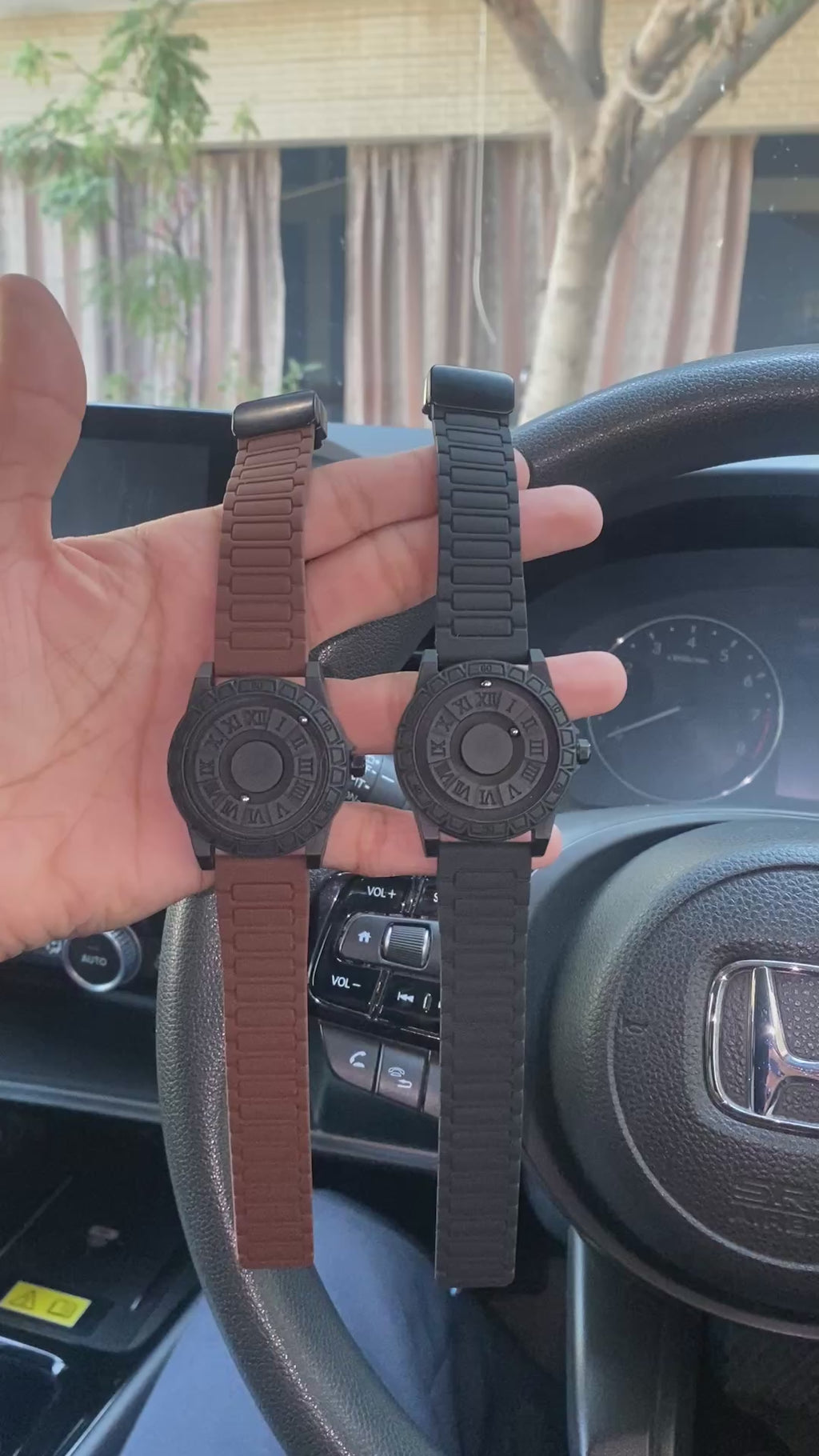 Magnetic Balls Watch |